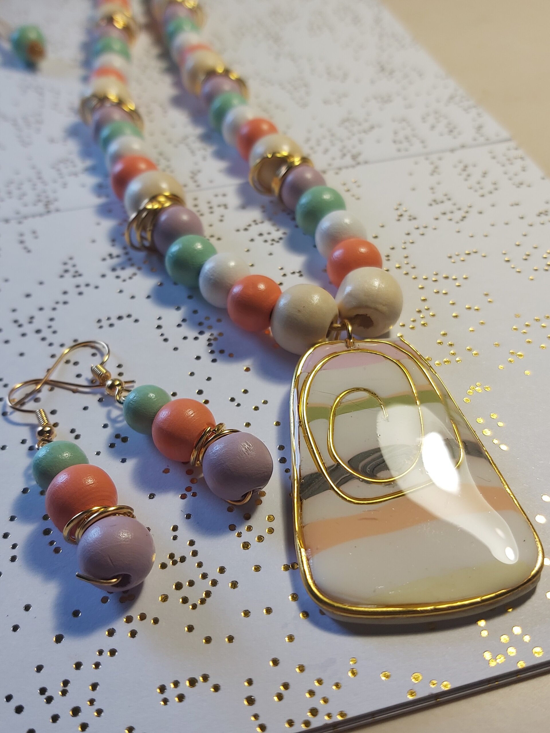 COLLAR Y PENDIENTES VIDA - 5