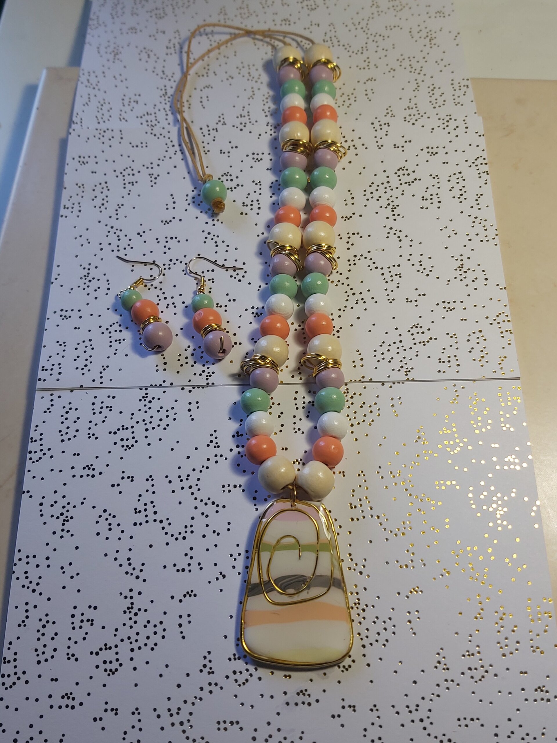 COLLAR Y PENDIENTES VIDA - 3