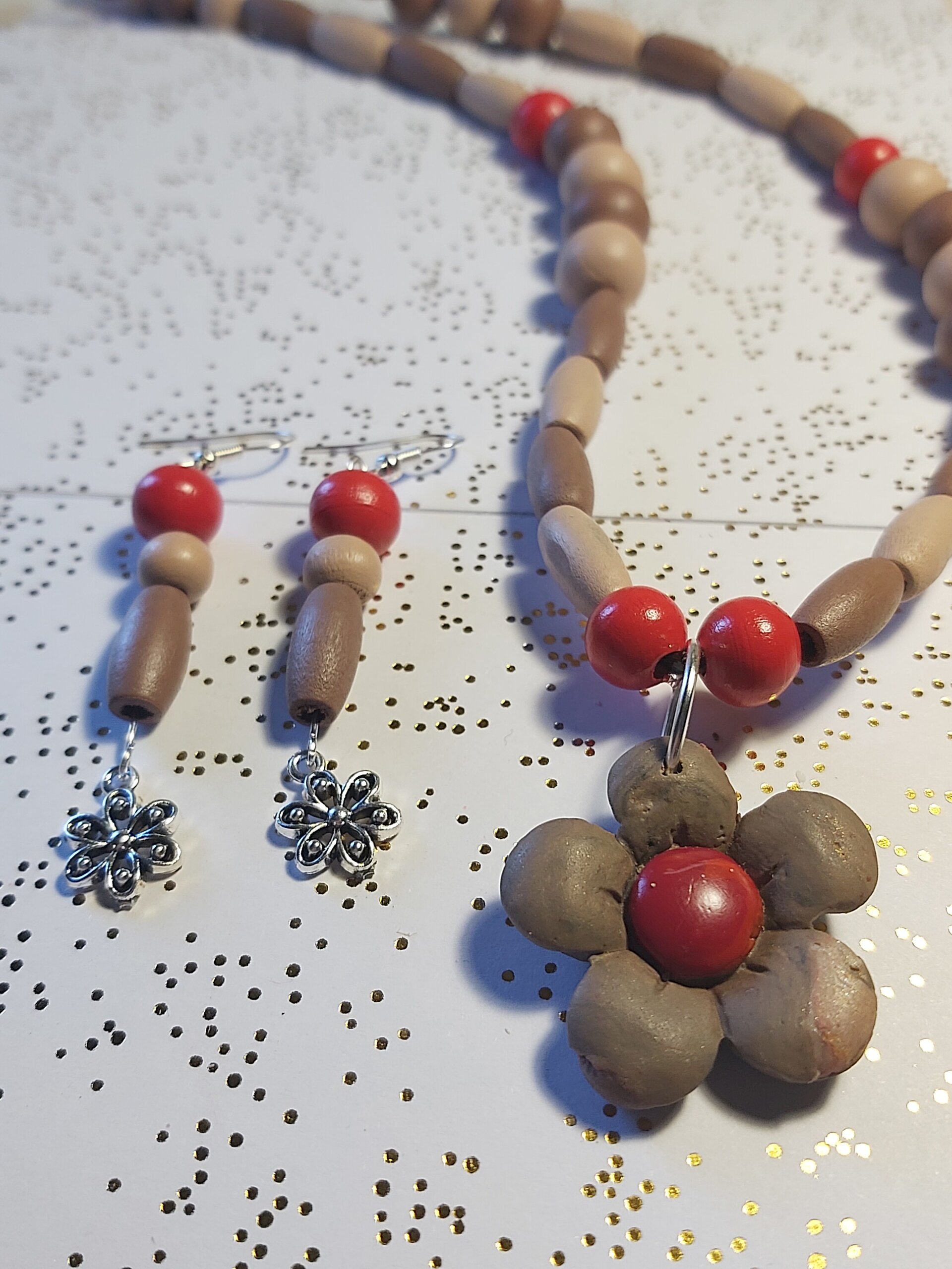 COLLAR, ANILLO Y PENDIENTES FLOR - 6
